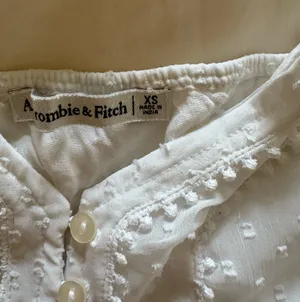 Abercrombie & Fitch Cropped Tank Top thumbnail 2