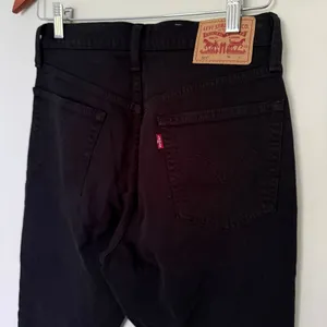 Levis 501 Black High Rise Straight Leg Jeans Retro Y2K Grunge Denim Pants 27/30 thumbnail 3