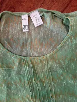 Y2K Vintage CITY DKNY Green Mesh Patterned Double Layered Baby Tee Size Small thumbnail 4