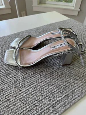 Steve Madden Hurrah Silver Rhinestone Strap Square-Toe Heels Sandals Sz 9 thumbnail 6