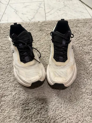 On Cloud Shoes thumbnail 5