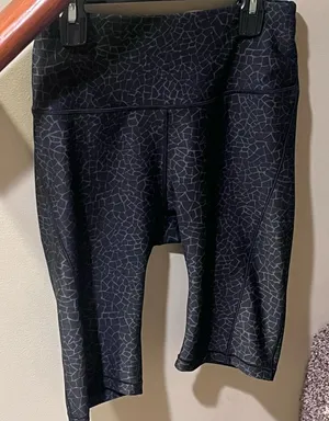 CALIA by Carrie Underwood Black Textured Bike Shorts thumbnail 1