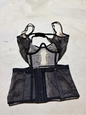 Victoria’s Secret lace corset bustier set panties lace small thumbnail 9