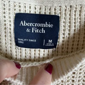 Abercrombie & Fitch Cream Cotton Blend Open Knit‎ Short Sleeve Sweater thumbnail 2