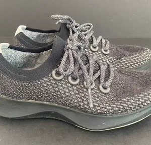Allbirds Womens Tree Dasher Sneakers Size 7.5 thumbnail 1