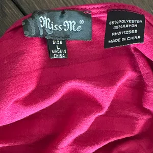 Miss Me magenta with rhinestones long sleeve top size-L thumbnail 9