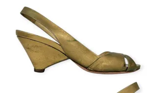 PRADA | US 8.5 / IT 38.5 | Metallic Gold Leather Peep-Toe Slingback Pumps thumbnail 3