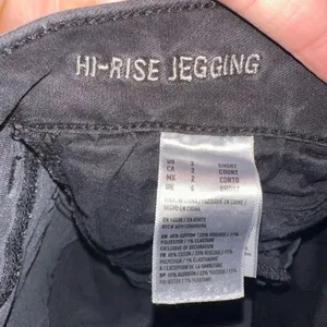American Eagle hi-rise black stretchy 2 short normcore jeggings thumbnail 2
