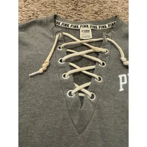 PINK Victoria's Secret Lace Up V Neck Sweatshirt XS Gray Athleisure‎ thumbnail 3