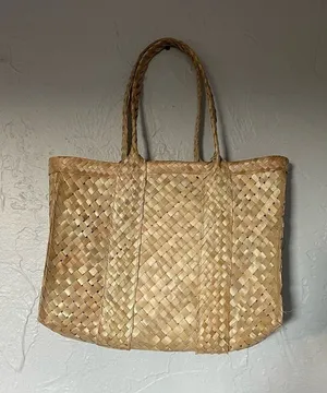 Vacation Tan‎ Woven Tote Bag Beach Resort Resortwear Hawaii Caribbean thumbnail 1