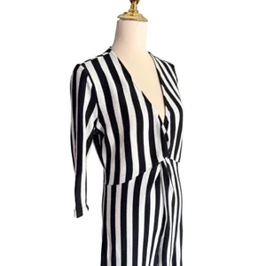 Lea & Viola Black White Striped Wide Leg Jumpsuit Twist Front V‎ Neck Size Large thumbnail 2