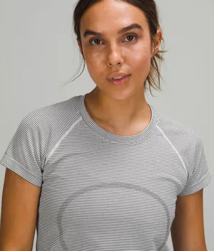 Lululemon Swiftly Tech Short Sleeve thumbnail 2