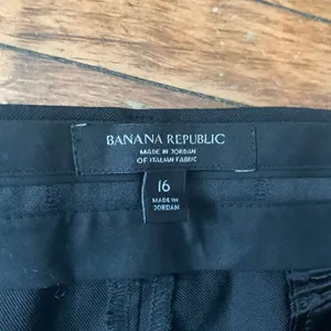 Banana Republic size 16 slim straight ankle black slacks thumbnail 2