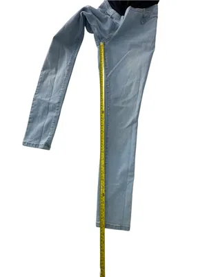 Isabel Maternity by Ingrid & Isabel Light Blue Skinny Jeans with Black Waistband thumbnail 2