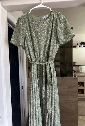 Papaya Olive Green Floral Maxi Dress with Self-Tie Belt thumbnail 1