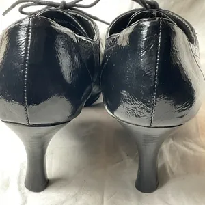 Vintage Nickels Black Oxford Heels – Patent & Suede Wingtip – Size 8.5M thumbnail 9