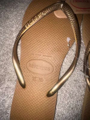 Havaianas Women’s Flip Flops - Brown with Metallic Gold Straps thumbnail 3