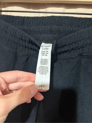 Beyond yoga joggers thumbnail 2