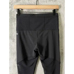 Lululemon Black Mesh Panel Leggings High Rise Athletic Yoga Pants‎ Women’s 6 thumbnail 2
