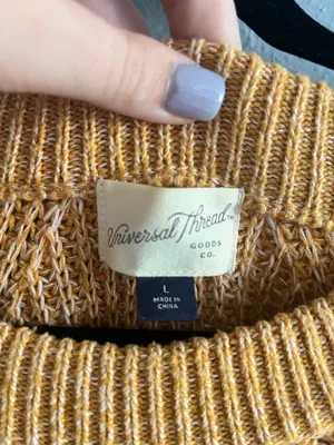 Universal Threads Mustard Sweater thumbnail 2