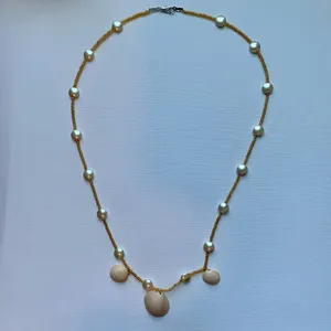 Beaded Shell Handmade Necklace thumbnail 2