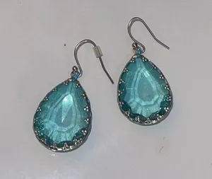 Vintage tear drop earring Silver thumbnail 1