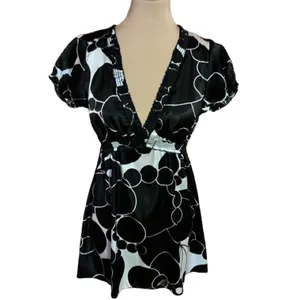 Vtg Y2K Wrapper plunging dotted top thumbnail 2