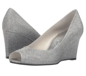 Stuart Weitzman Annaform Size 8 Silver Formal Wedge Pump Heels thumbnail 1