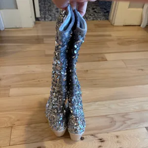 Steve Madden hi heel Boots Tyrus silver Sequin - size 6! NEW! thumbnail 6