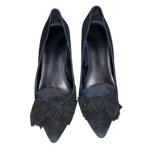 Vaneli Black Suede Bow Pointed‎ Toe Heels Size 8M Classic Dress Pumps thumbnail 2