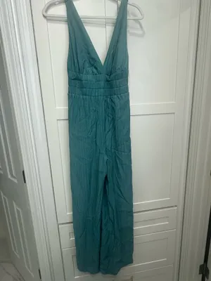 Abercrombie and Fitch Jumpsuit thumbnail 3