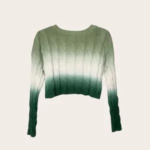 Sincerely Jules Green Ombre Cable Knit Cropped Green Sweater Medium thumbnail 2