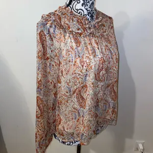 Mi Ami Francesca’s Collection Paisley Print Boho Blouse Size Large Orange thumbnail 3
