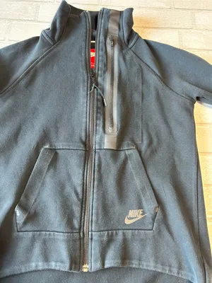 Nike Tech Fleece Moto Cape Women’s Full-Zip Jacket - Black Size Small thumbnail 4