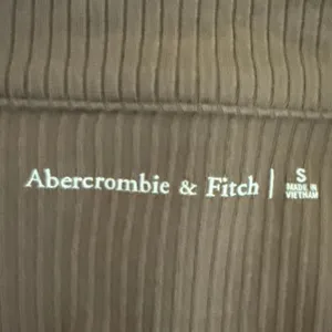 Abercrombie & Fitch Brown Ribbed Knit Collared Button Up Ruched Shirt Top Size S thumbnail 3