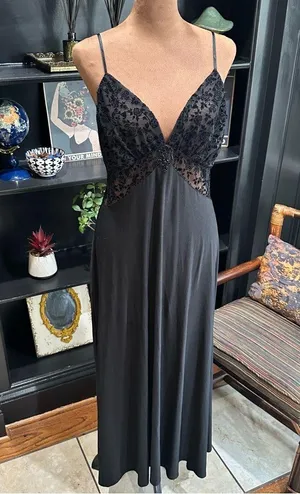 Vintage 1980s In Bloom Nightgown – Size L – Black Nylon with Rose Lace Bust thumbnail 1