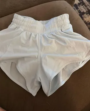 Powder Blue Lululemon Hotty Hot Shorts 2.5" size 0 thumbnail 1