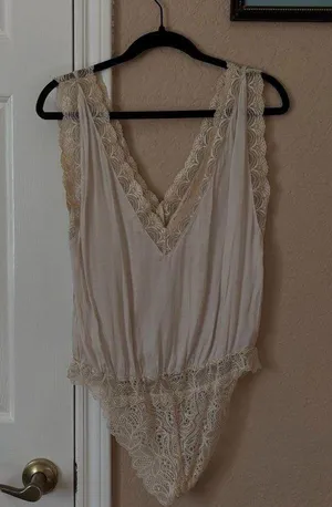 Free People light beige/cream lace detailed lingerie bodysuit going out top thumbnail 3