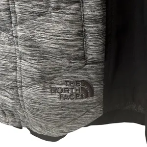 The North Face Womens Medium Gray Quilted Hybrid Softshell Fleece Hooded Jacket thumbnail 12