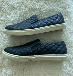 Steve Madden Slip-Ons thumbnail 1