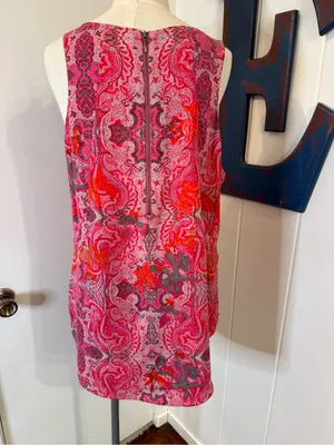 CAbi #127 Jubilee Pink & Orange Paisley Sleeveless Shell Tunic Sz L thumbnail 4