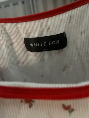 White Fox Boutique thumbnail 2