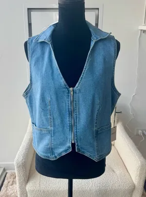 Forever 21 Denim Zip Front Sleeveless Tank Size 1X thumbnail 1