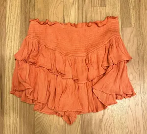 Impeccable Pig Skirt thumbnail 1