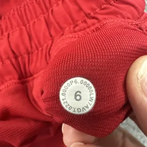 Lululemon Hotty Hot Shorts Low Rise 4" Dark Red Athletic Athleisure Women's 6 thumbnail 5