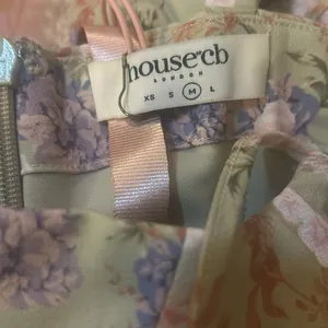 House of CB Charlotte Peony Print Midi Sundress size M thumbnail 4