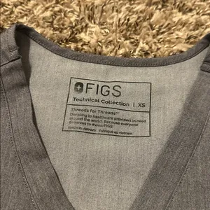 Figs Catarina Grey Scrub Top XS thumbnail 2