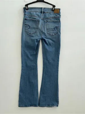American Eagle Hi-Rise Artist Flare Jeans SIZE 2 Short Medium Wash Super Stretch thumbnail 6
