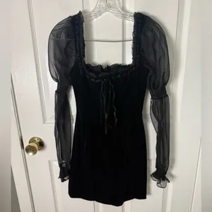 House of CB Syana Black Velvet Mini Dress S thumbnail 3