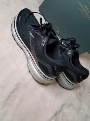 Brooks Ghost 15 Womens Size 7.5 Running Walking Shoes Black Athletic Sneakers thumbnail 4